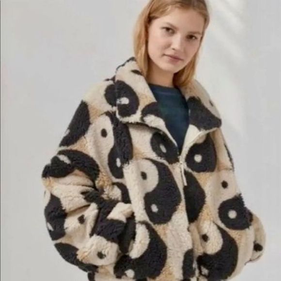 Urban Outfitters Bold Sherpa Olivia Yin Yang Jacket Ivory Tan Black - Picture 7 of 10
